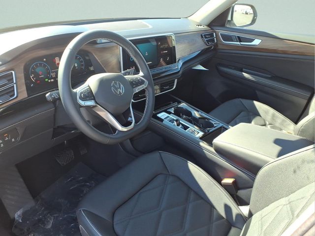 2026 Volkswagen Atlas SE w/Tech - Photo 14