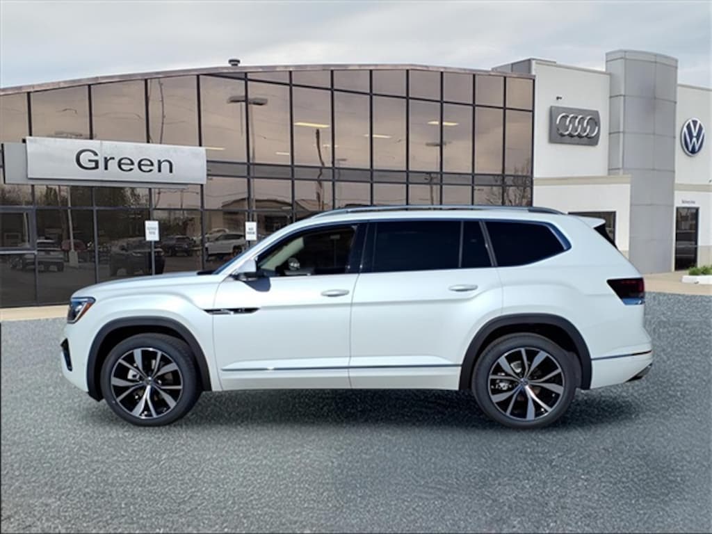 New 2026 Volkswagen Atlas 2.0T SEL Premium R-Line 4Motion SUV