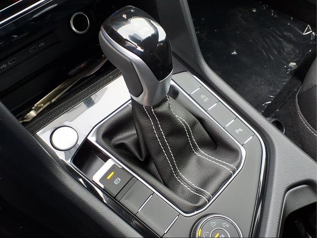 2026 Volkswagen Taos SE Black - Photo 11