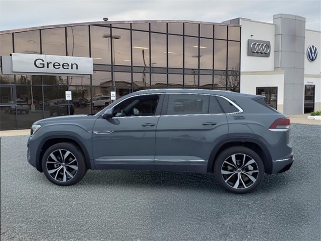 New 2025 Volkswagen Atlas Cross Sport 2.0T SEL Premium R-Line 4Motion SUV