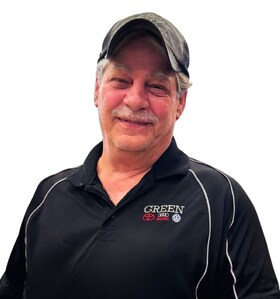 Staff member Kenny Sigler from ID_64de96