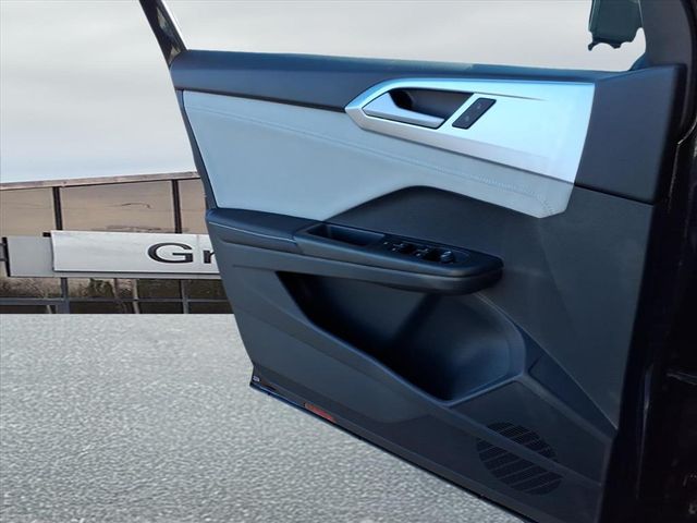 2026 Volkswagen Taos SE - Photo 15