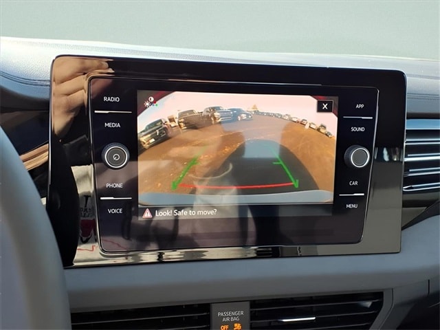 2026 Volkswagen Jetta SE - Photo 9