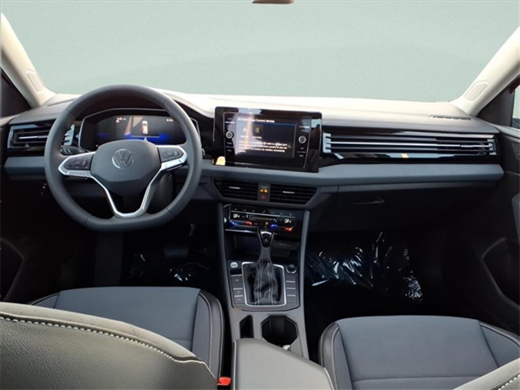 New 2026 Volkswagen Jetta 1.5T SE Sedan