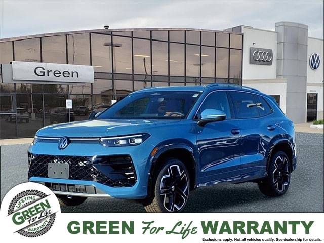 2026 Volkswagen Tiguan SEL R-LINE TURBO's photo