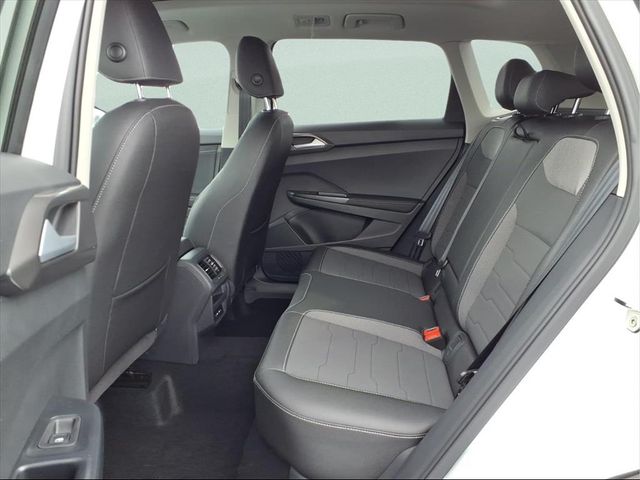 2026 Volkswagen Taos SE Black - Photo 18