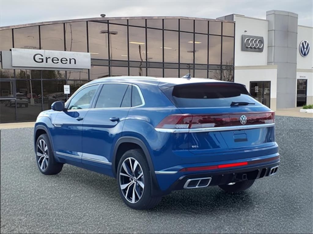 New 2026 Volkswagen Atlas Cross Sport 2.0T SEL Premium R-Line 4Motion SUV