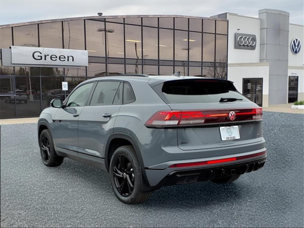 New 2026 Volkswagen Atlas Cross Sport 2.0T SEL R-Line Black 4Motion SUV