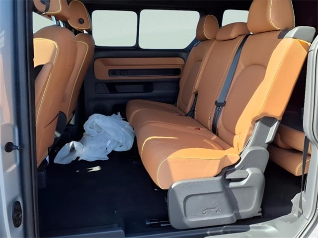 2025 Volkswagen ID. Buzz Pro S - Photo 18