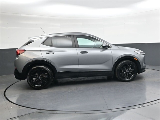 2024 Buick Encore GX Sport Touring photo 3
