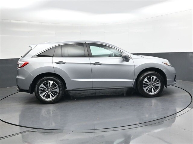 2018 Acura RDX Advance photo 3