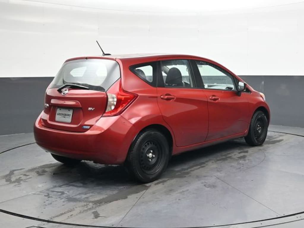 Used 2016 Nissan Versa Note SV Hatchback