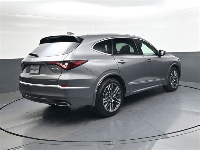 2026 Acura MDX SH-AWD Advance photo 3