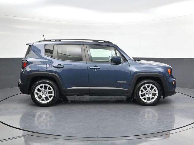 2020 Jeep Renegade Latitude photo 2