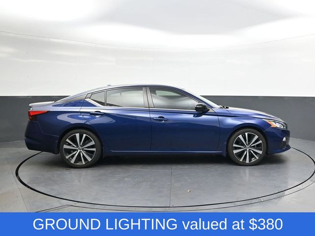 2019 Nissan Altima 2.5 SR photo 3