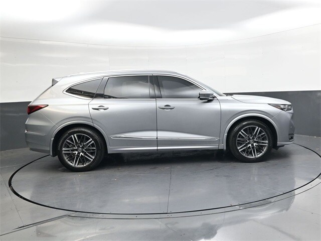 2025 Acura MDX SH-AWD Advance photo 3