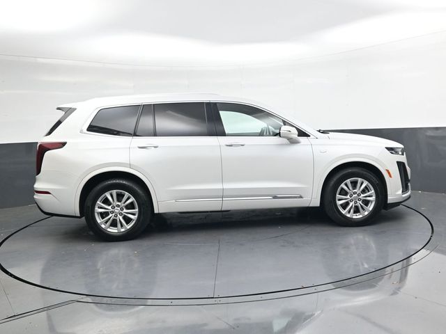 2022 Cadillac XT6 Luxury photo 3