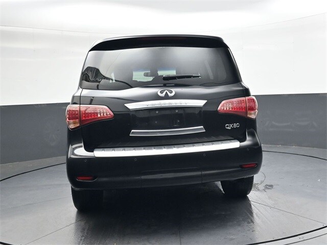 2016 Infiniti QX80 Base photo 3