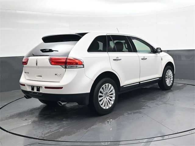 2015 Lincoln MKX Base photo 3