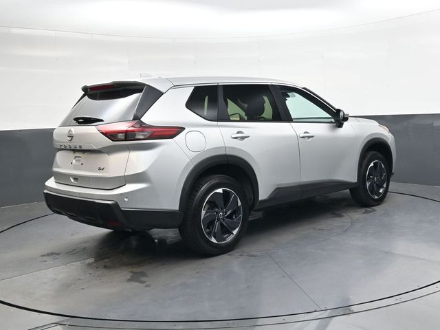 2024 Nissan Rogue SV photo 4