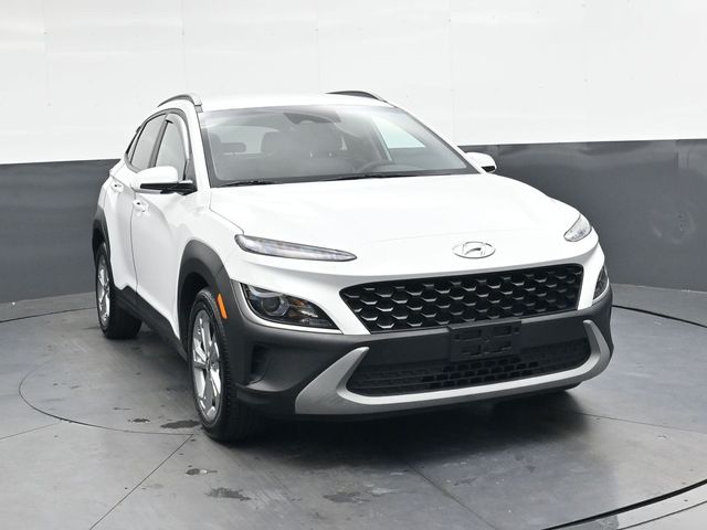 2023 Hyundai Kona SEL photo 2