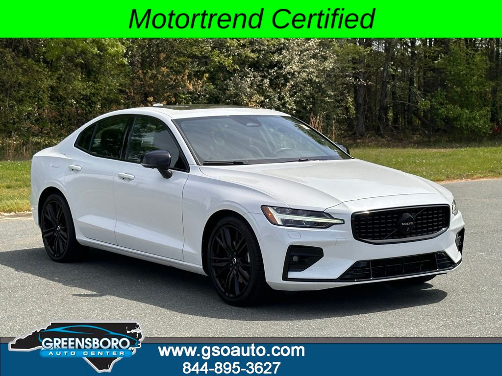 2024 Volvo S60 Plus - Photo 2