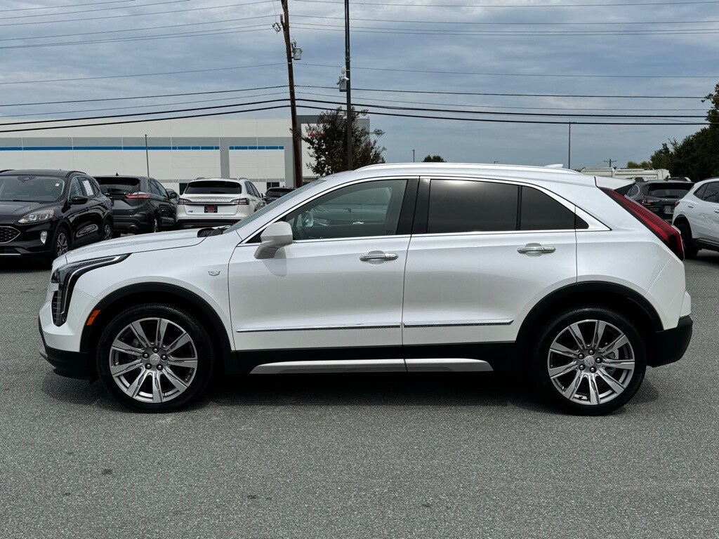 2019 Cadillac XT4 Premium Luxury photo 3