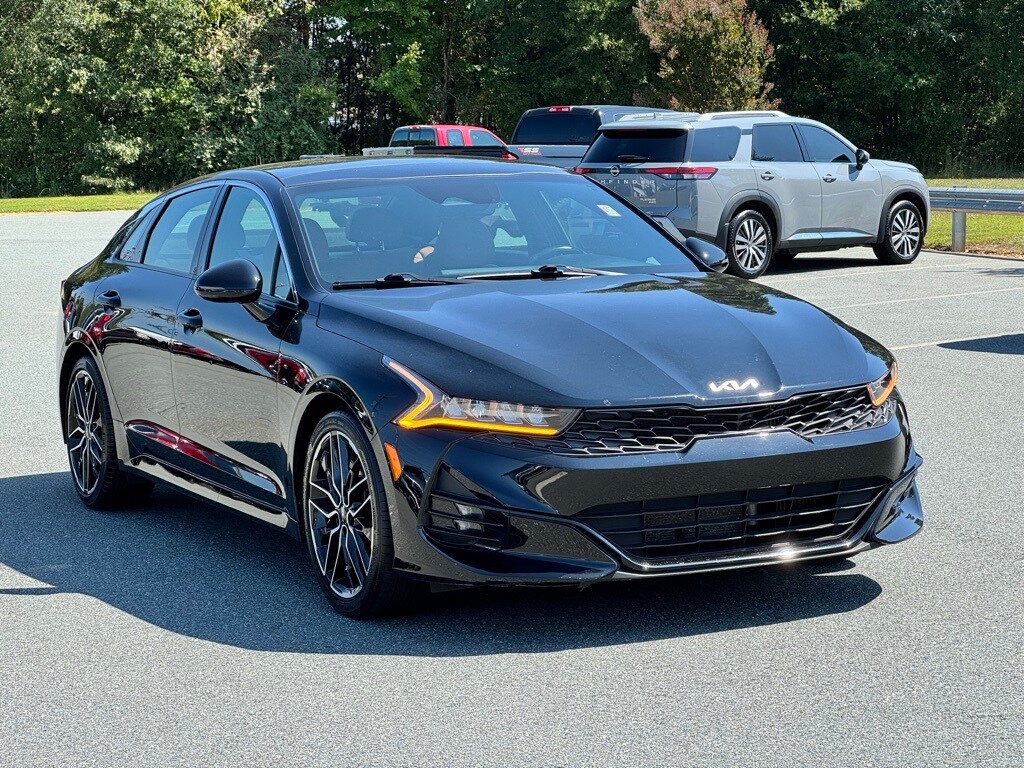 2023 Kia K5 GT photo 2