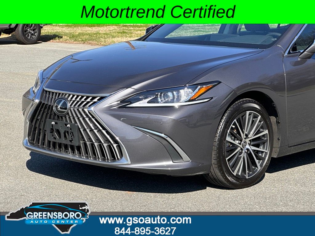 2023 Lexus ES 250 - Photo 38