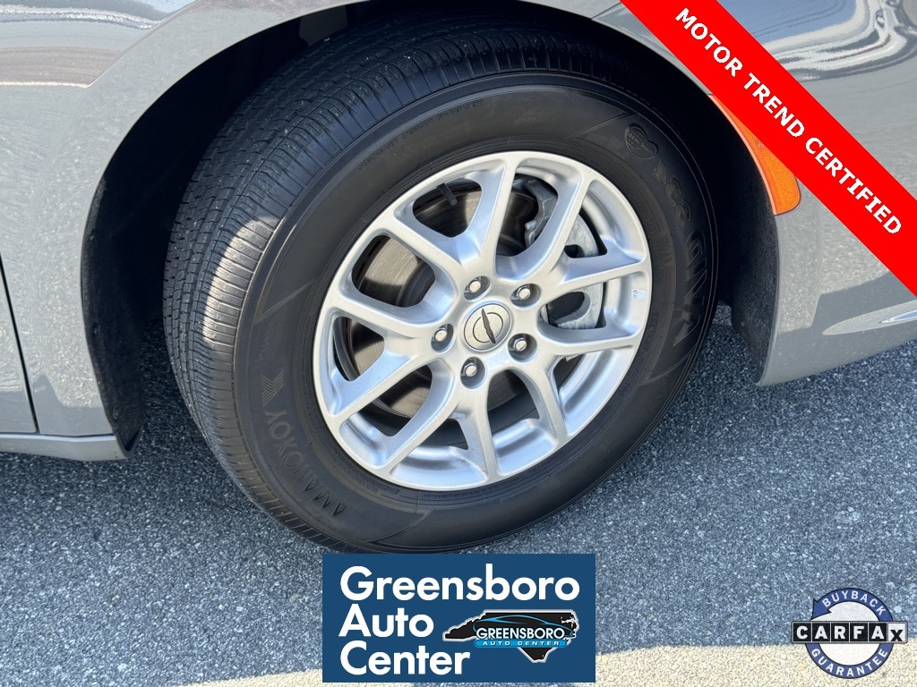 Used 2022 Chrysler Pacifica Touring L with VIN 2C4RC1BG1NR194548 for sale in Greensboro, NC