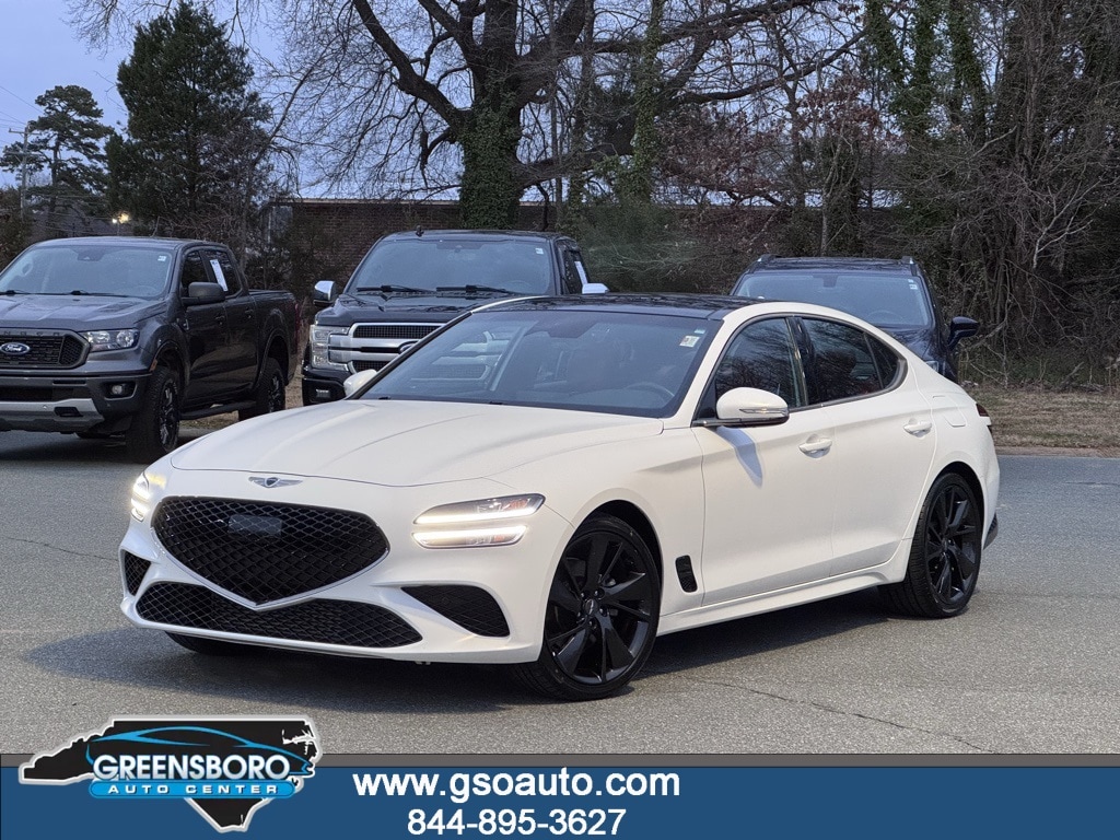 2023 GENESIS G70 Standard's photo