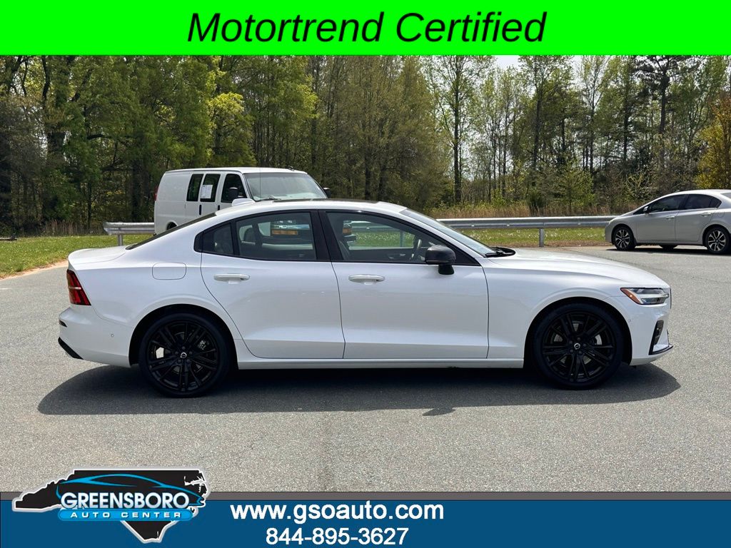 2024 Volvo S60 Plus - Photo 11