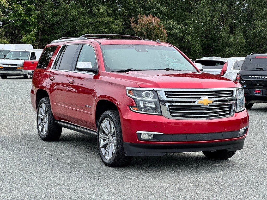 2015 Chevrolet Tahoe LTZ photo 2