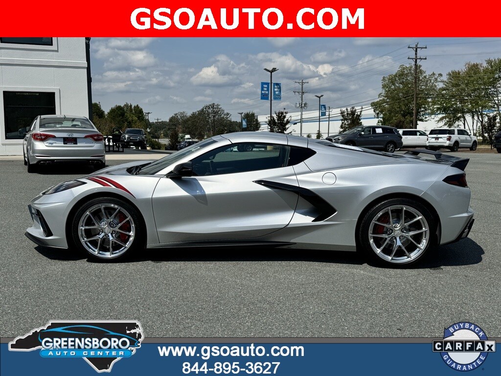 2020 Chevrolet Corvette Stingray 2LT photo 3