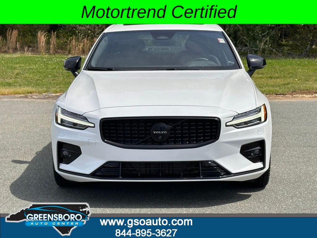 2024 Volvo S60 Plus - Photo 12