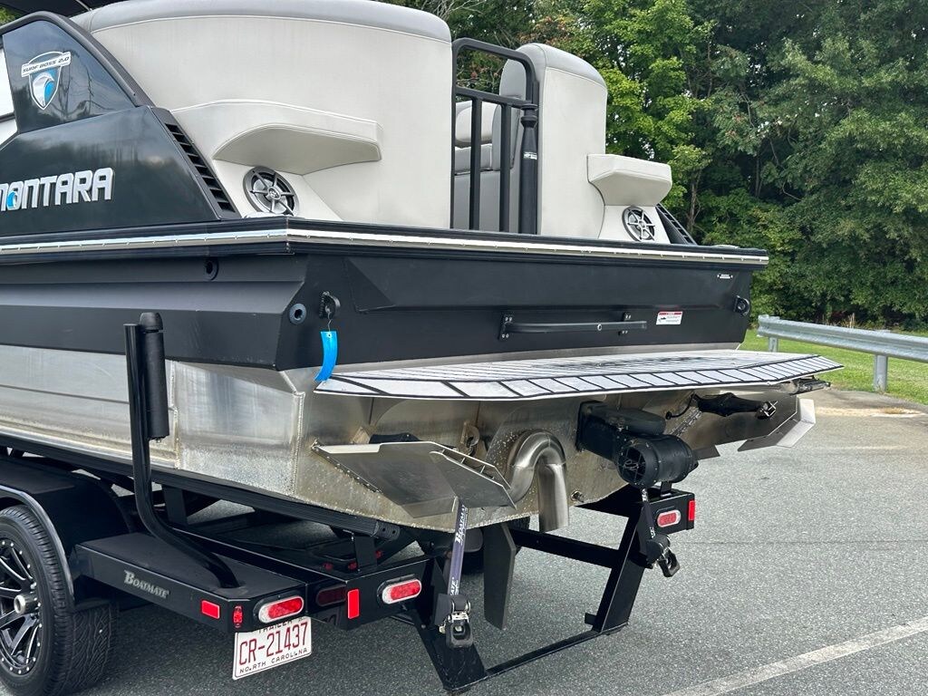 Used 2022 Montara Surf Boss 25