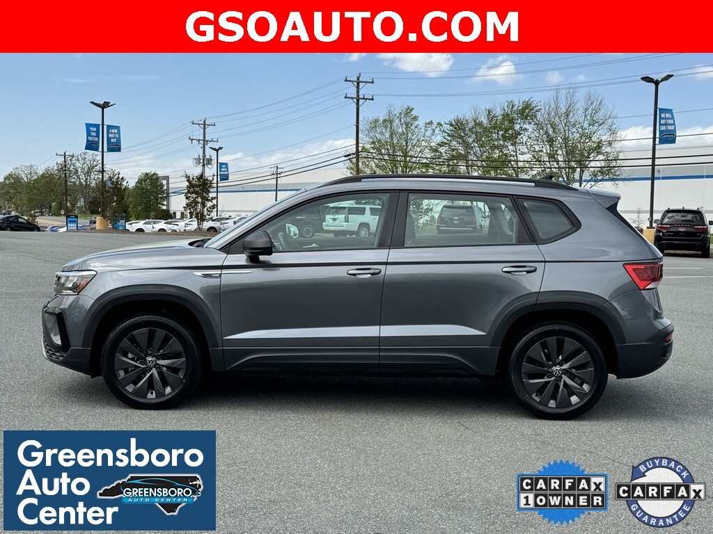 2023 Volkswagen Taos S photo 3
