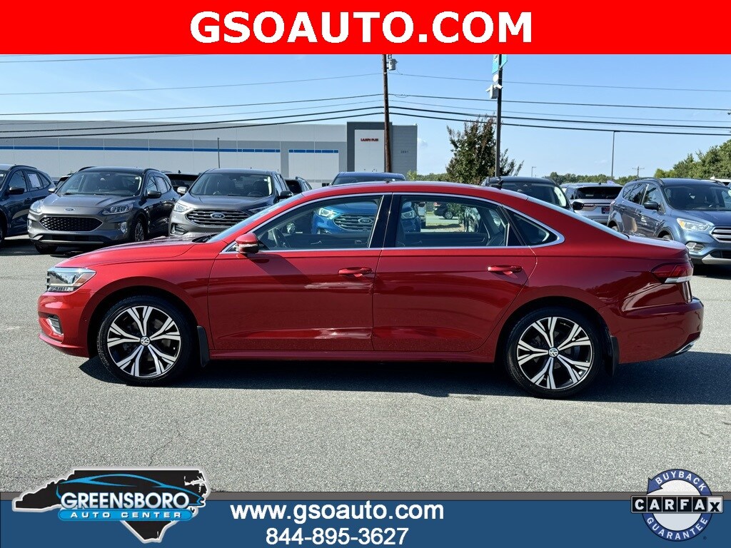 2020 Volkswagen Passat SEL photo 3