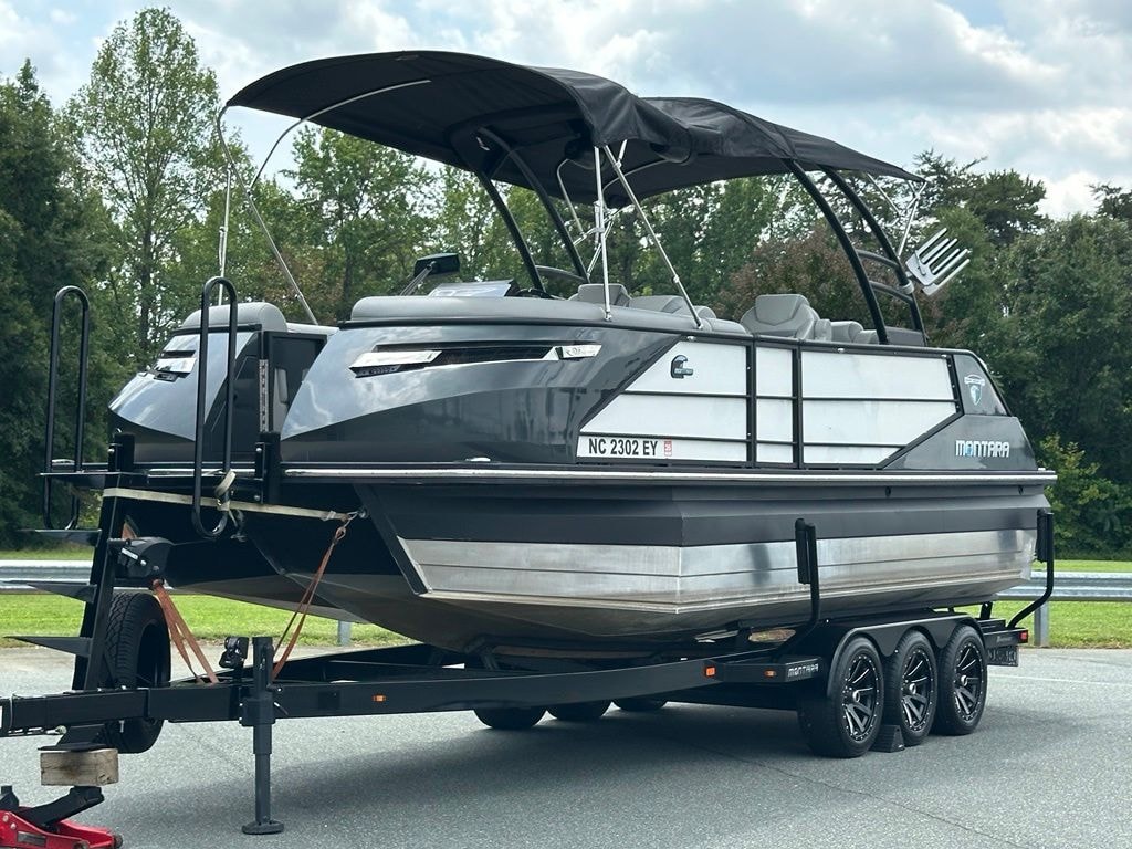Used 2022 Montara Surf Boss 25