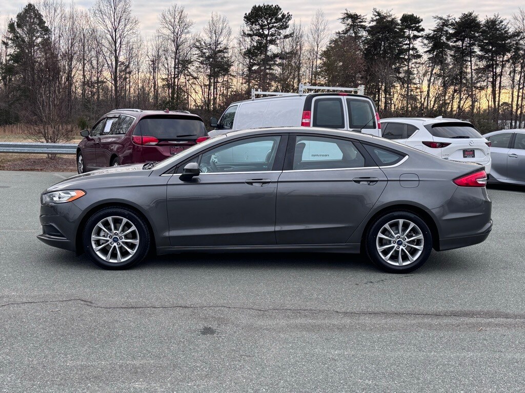 Certified 2017 Ford Fusion SE Sedan