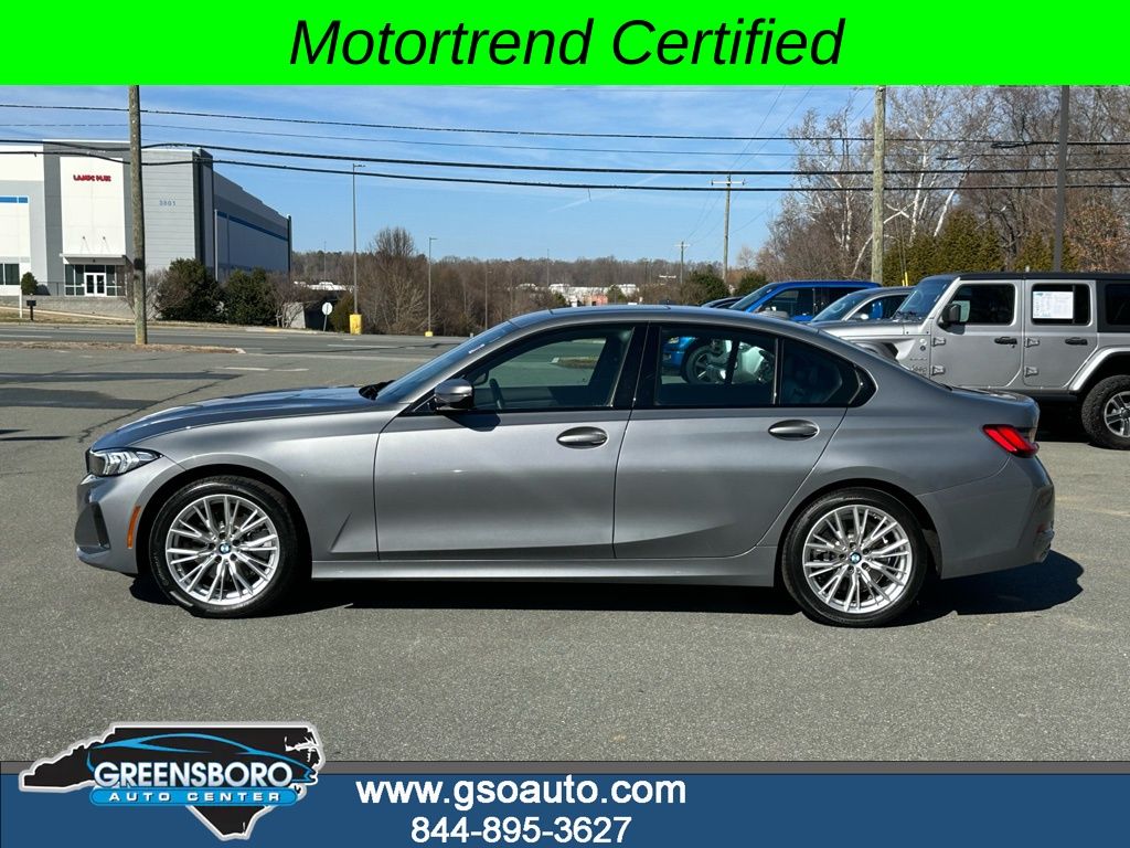 2023 BMW 3 Series 330i - Photo 3