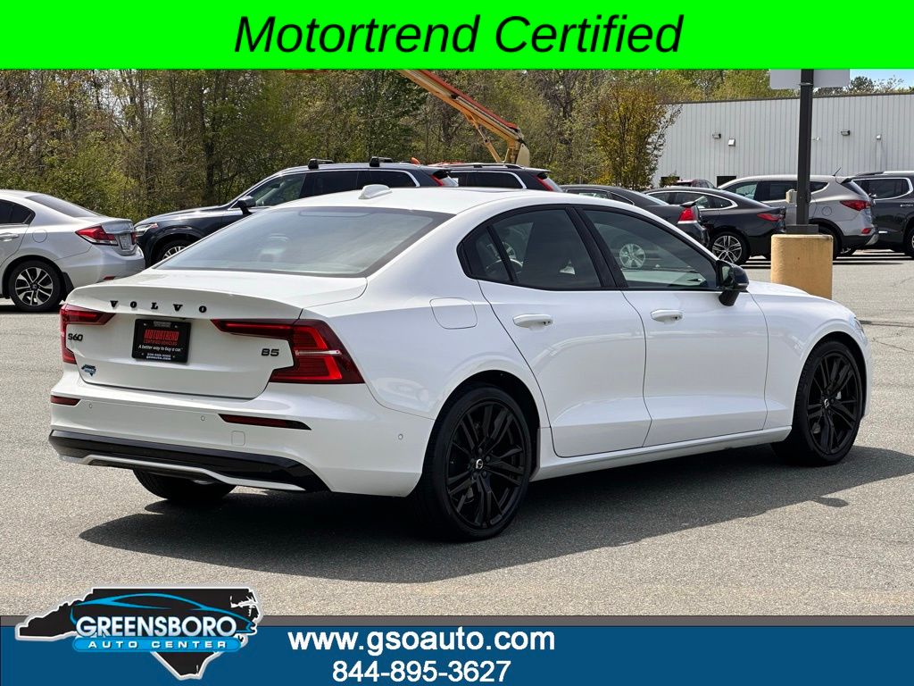2024 Volvo S60 Plus - Photo 10