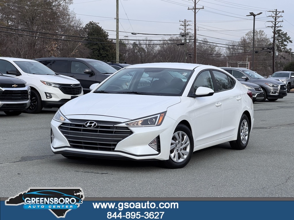 2019 Hyundai Elantra SE's photo