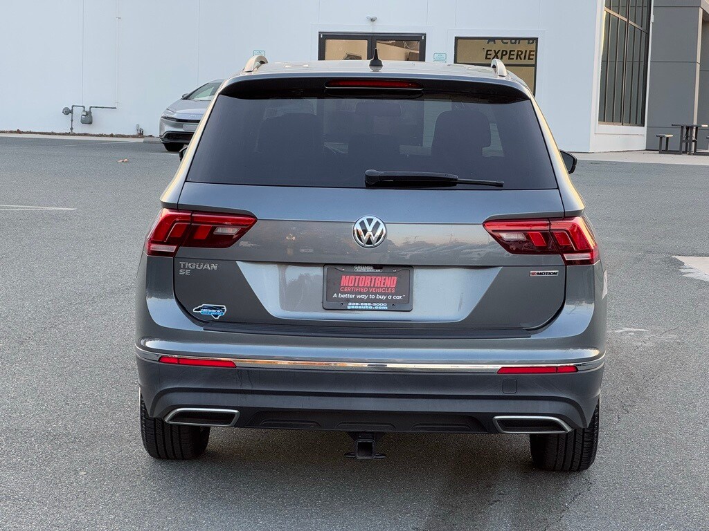 2021 Volkswagen Tiguan SE photo 3