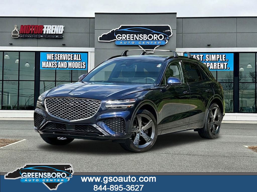 2023 GENESIS GV70 Standard