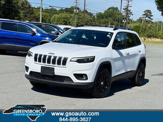 Used 2022 Jeep Cherokee Latitude Lux SUV for Sale in Greensboro, NC, at Greensboro Auto Center