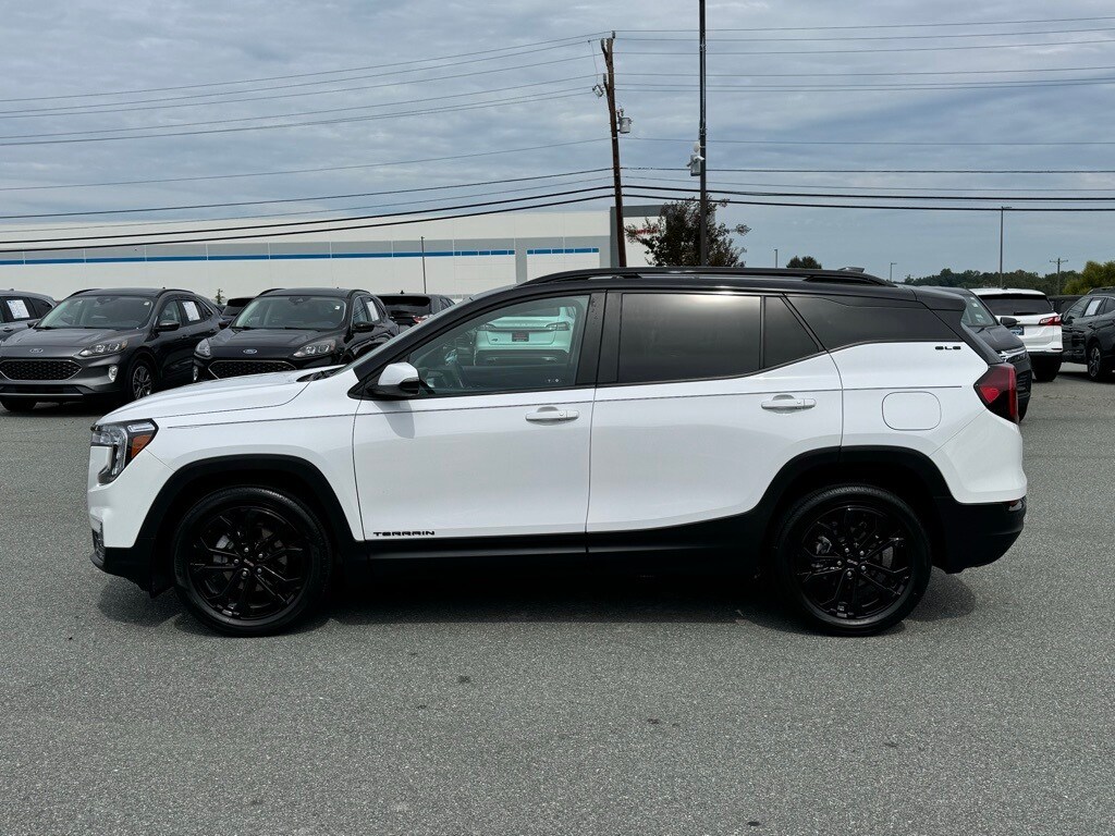 2022 Gmc Terrain SLE photo 3