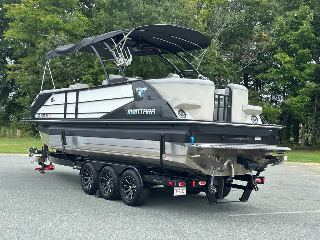 Used 2022 Montara Surf Boss 25
