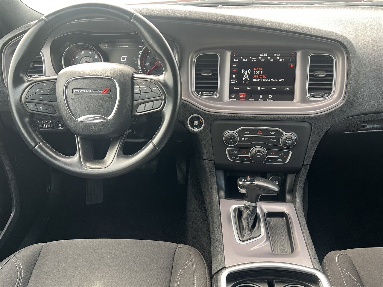 2023 Dodge Charger SXT photo 2