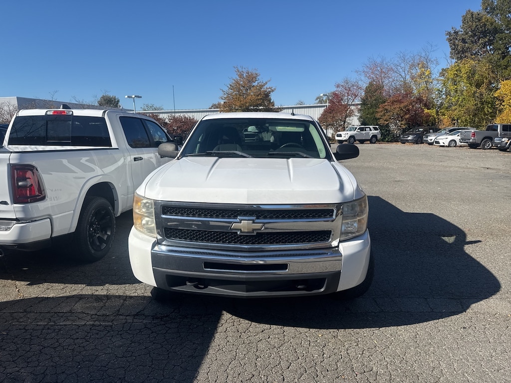 Used 2009 Chevrolet Silverado 1500  Truck Extended Cab